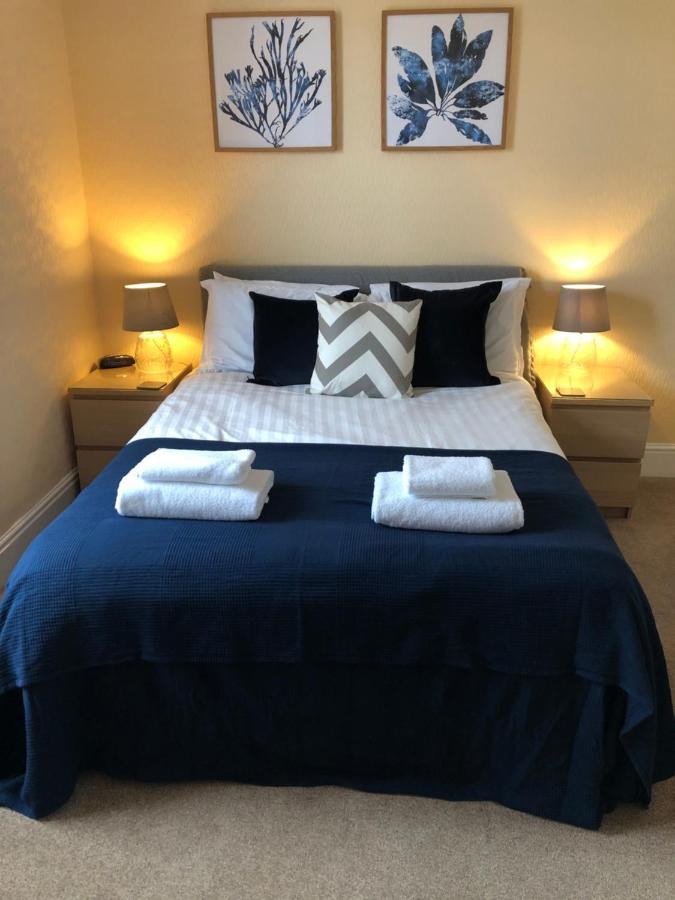 The Mounts Bay Inn Mullion Exteriör bild