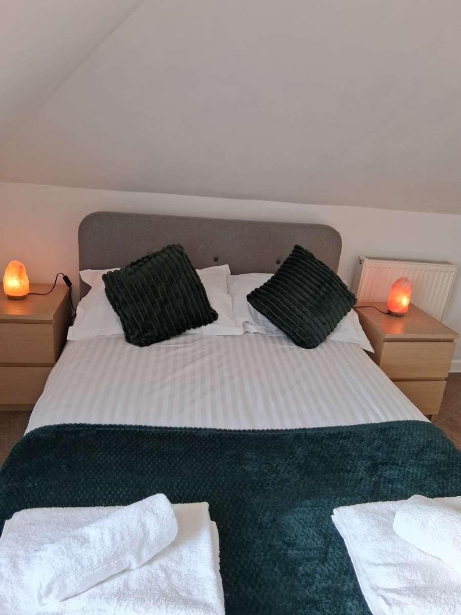 The Mounts Bay Inn Mullion Exteriör bild