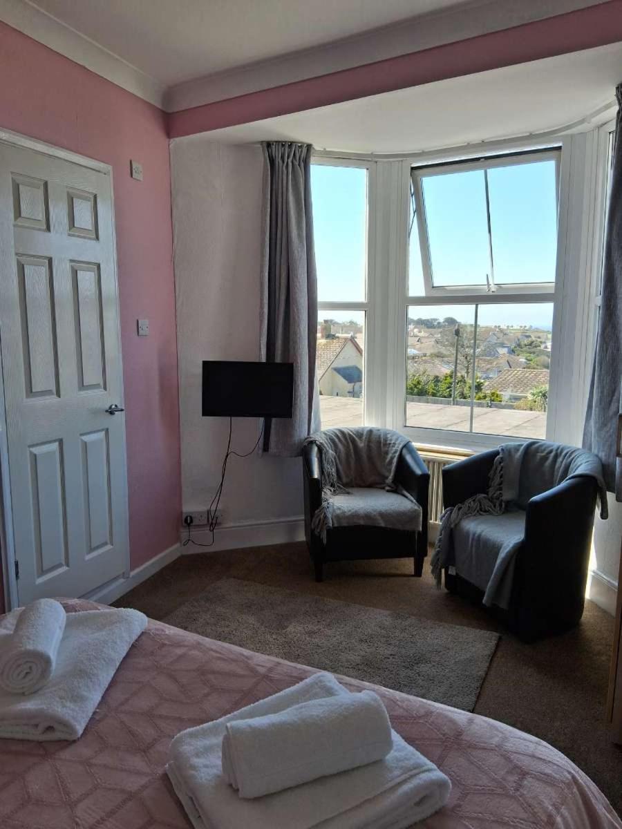The Mounts Bay Inn Mullion Exteriör bild
